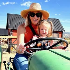 Meet your Posher, Sara